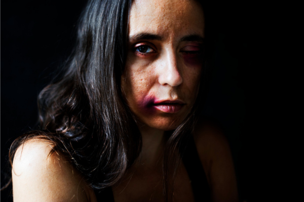 Pelo telefone, as mulheres podem ainda tirar dúvidas e receber orientação e informação/Crédito: Freepik Pelo telefone, as mulheres podem ainda tirar dúvidas e receber orientação e informação/Crédito: Freepik