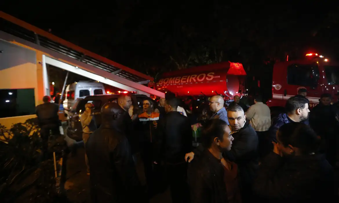 O IML Central foi direcionado para o atendimento exclusivo ao caso/foto: Paulo Pinto/Agência Brasil