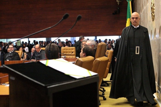 Reportagem da Folha de S.Paulo aponta que o ministro do STF Alexandre de Moraes solicitou relatórios de forma extraoficial ao Tribunal Superior Eleitoral/Foto: Carlos Moura / SCO/STF Reportagem da Folha de S.Paulo aponta que o ministro do STF Alexandre de Moraes solicitou relatórios de forma extraoficial ao Tribunal Superior Eleitoral/Foto: Carlos Moura / SCO/STF