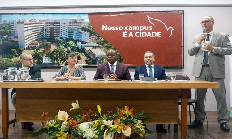 Secretário citou os trabalhos das Secretarias da Criança e da Juventude e a Secretaria de Defesa Social, que tentam prevenir e apurar, com "prioridade" esses crimes/Foto: Marina Torres/DP foto Secretário citou os trabalhos das Secretarias da Criança e da Juventude e a Secretaria de Defesa Social, que tentam prevenir e apurar, com "prioridade" esses crimes/Foto: Marina Torres/DP foto