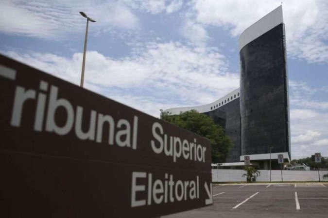 Os vereadores contam com o maior número de denúncias, com 3089, seguido de candidatos a prefeitura com 1759, e por último os candidatos a vice-prefeito com 34/foto: José Cruz/Agência Brasil Os vereadores contam com o maior número de denúncias, com 3089, seguido de candidatos a prefeitura com 1759, e por último os candidatos a vice-prefeito com 34/foto: José Cruz/Agência Brasil