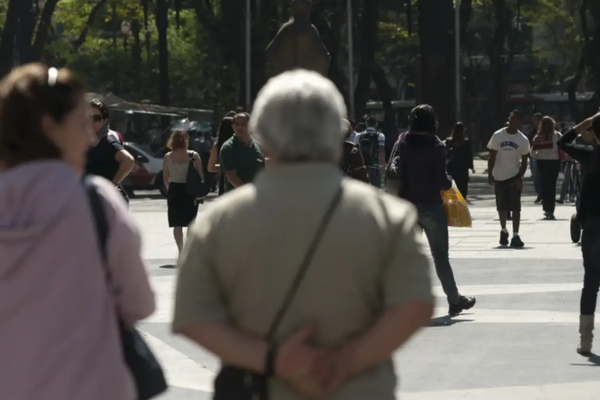 A partir de 2042, o índice de queda da população deve cair de forma gradual/Crédito: Agência Brasil A partir de 2042, o índice de queda da população deve cair de forma gradual/Crédito: Agência Brasil