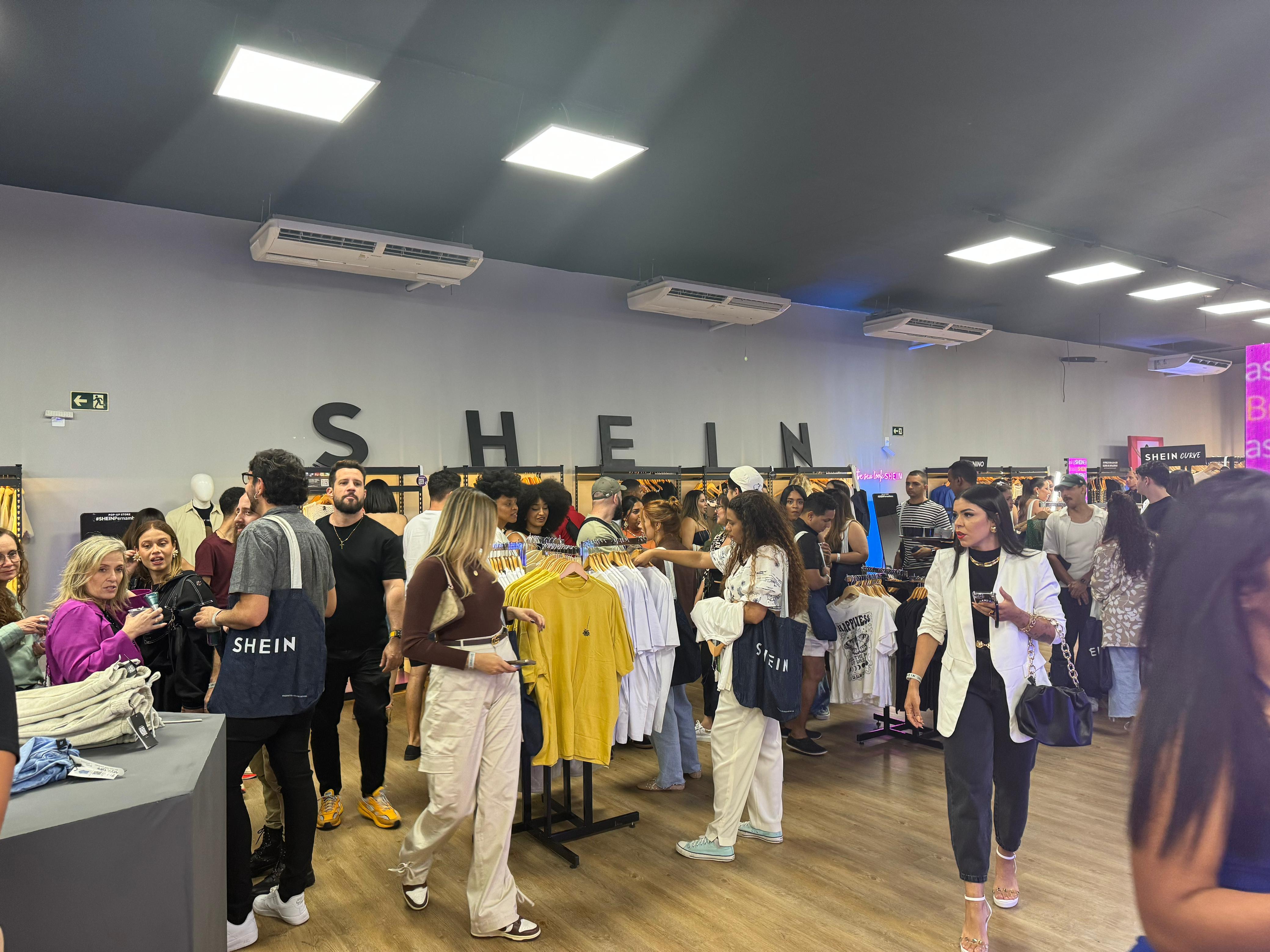A loja temporária da Shein atraiu 6.800 visitantes para o Pernambuco Centro de Convenções, em Olinda, entre os dias 15 e 18 de agosto/Foto: Anna Dulce Neves A loja temporária da Shein atraiu 6.800 visitantes para o Pernambuco Centro de Convenções, em Olinda, entre os dias 15 e 18 de agosto/Foto: Anna Dulce Neves