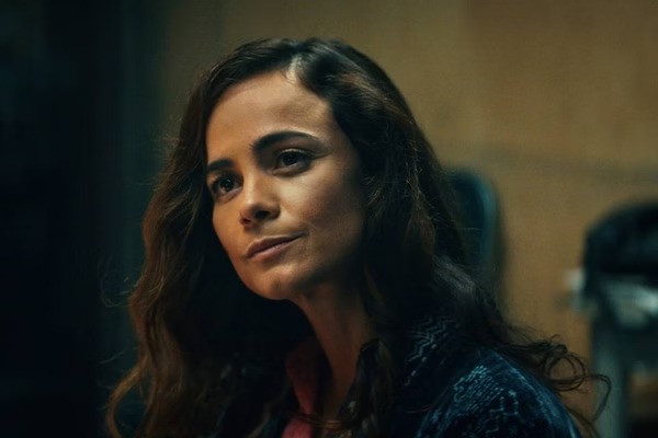 Alice Braga