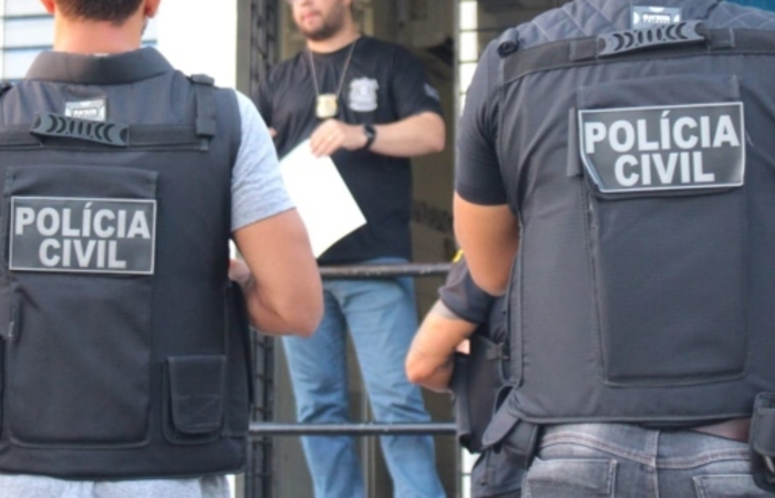 Após a denúncia, a  Delegacia de Saloá enviou policiais até a residência do suspeito, que foi autuado em flagrante e encaminhado à delegacia da cidade/Foto: Divulgação/PCPE
