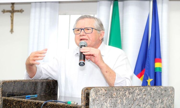 O estado de saúde do prefeito é estável. De acordo com familiares, ele está passando por cirurgia e só depois será avaliada a vinda dele para um hospital do Recife/Foto: Arquivo DP O estado de saúde do prefeito é estável. De acordo com familiares, ele está passando por cirurgia e só depois será avaliada a vinda dele para um hospital do Recife/Foto: Arquivo DP