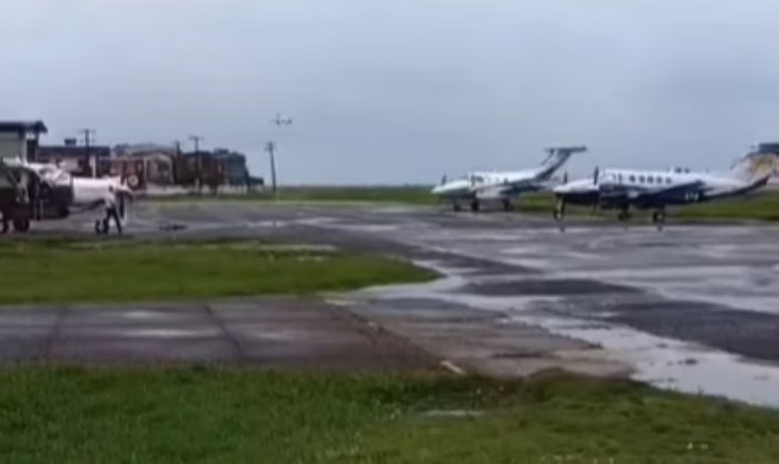 Quatro aviões precisaram interromper o pouso devido ao mau tempo/foto: Reprodução Quatro aviões precisaram interromper o pouso devido ao mau tempo/foto: Reprodução