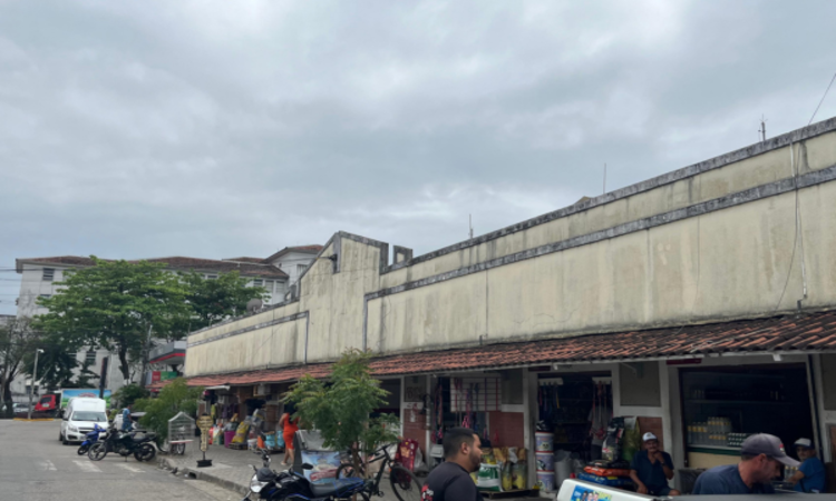 Mercado do Cordeiro que fica localizado no bairro do Cordeiro, Recife./Crédito: Igor Fonseca/DP