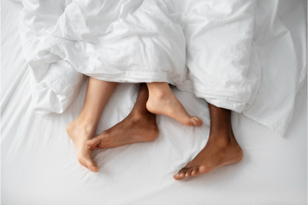 Data faz alusão a posição sexual/Crédito: Freepik Data faz alusão a posição sexual/Crédito: Freepik