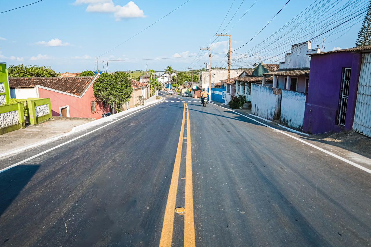 Segundo o Governo, a obra beneficia diretamente mais de 25 mil moradores do município de Macaparana/Foto: Janaína Pepeu/Secom Segundo o Governo, a obra beneficia diretamente mais de 25 mil moradores do município de Macaparana/Foto: Janaína Pepeu/Secom