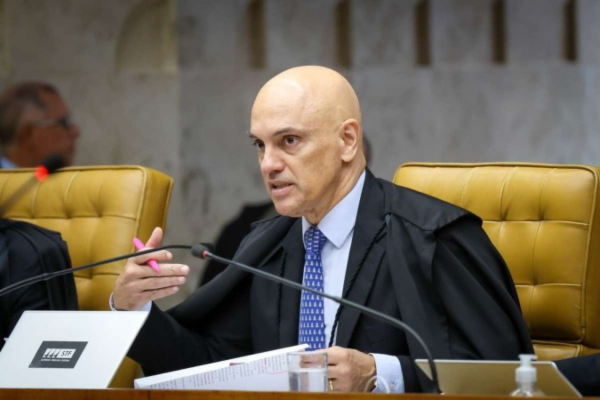 150 parlamentares entregaram à presidência do Senado um pedido de impeachment do ministro Alexandre de Moraes/Crédito: Gustavo Moreno/STF 150 parlamentares entregaram à presidência do Senado um pedido de impeachment do ministro Alexandre de Moraes/Crédito: Gustavo Moreno/STF