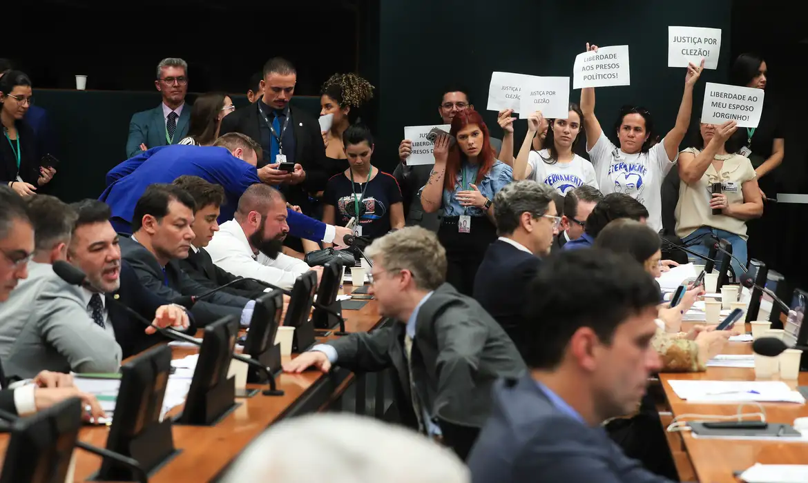 Estava prevista a votação da entrada extrapauta do PL, mas ela não chegou a acontecer por conta do acordo/Lula Marques/Agência Brasil Estava prevista a votação da entrada extrapauta do PL, mas ela não chegou a acontecer por conta do acordo/Lula Marques/Agência Brasil
