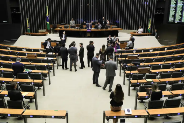 Sessão da Câmara dos Deputados para conclusão da votação do projeto de lei/Créditos: Lula Marques/ Agência Brasil Sessão da Câmara dos Deputados para conclusão da votação do projeto de lei/Créditos: Lula Marques/ Agência Brasil