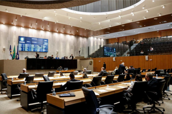 As propostas estabelecem que nenhuma categoria receberá reajustes abaixo da inflação/Crédito: Divulgação / ALEPE As propostas estabelecem que nenhuma categoria receberá reajustes abaixo da inflação/Crédito: Divulgação / ALEPE