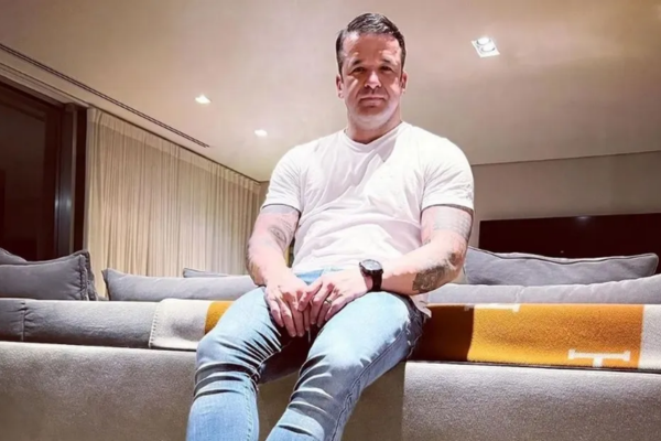 Segundo o G1, a vítima foi estuprada por Thiago diversas vezes durante três semanas/Crédito: Instagram / Reprodução
