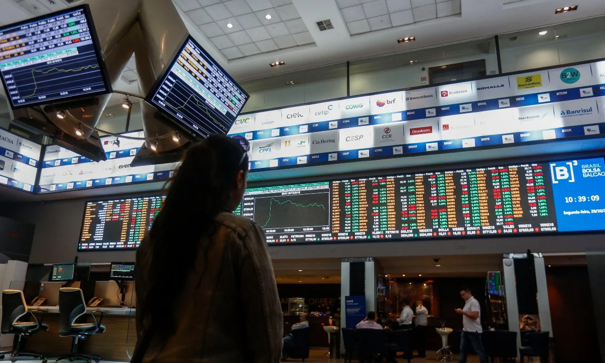 A moeda fechou em queda de 0,47%/foto: Miguel Schincariol/AFP