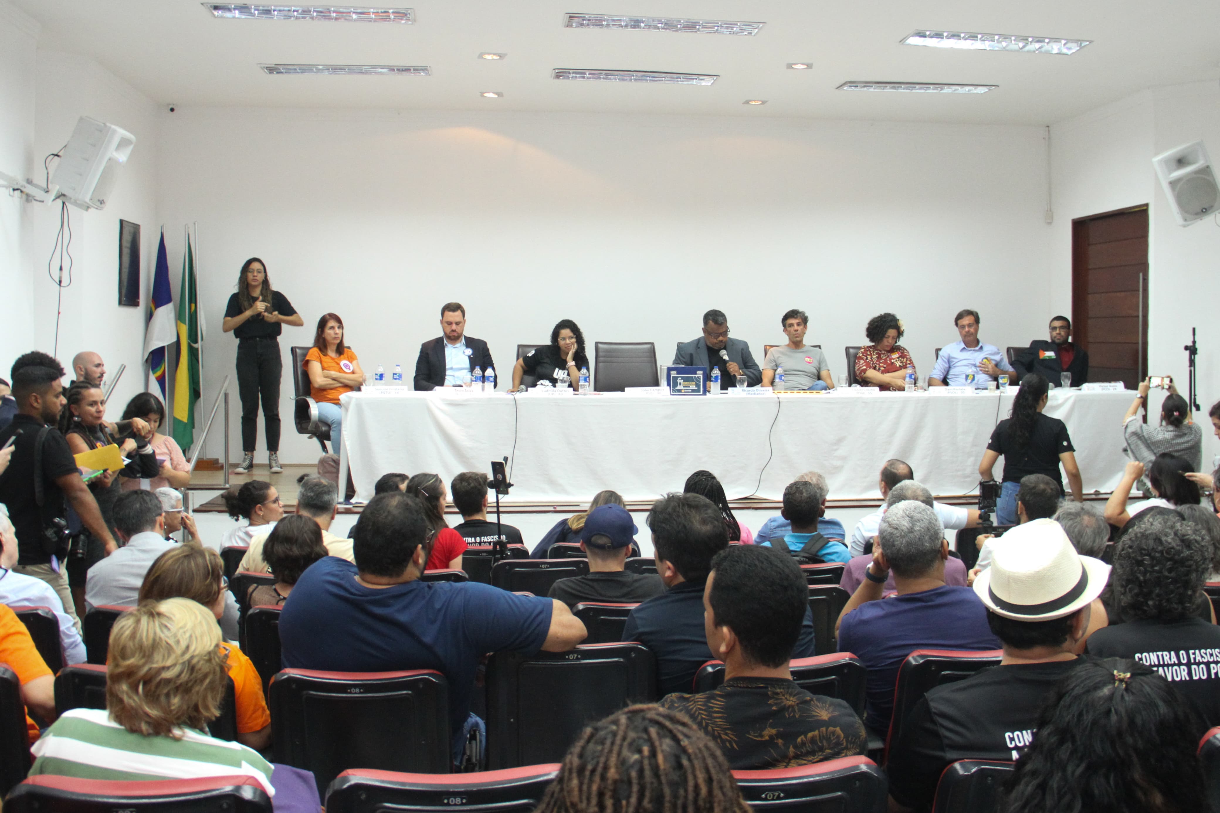 Debate ocorreu nesta quarta-feira (18)/foto: Priscilla Melo/DP Debate ocorreu nesta quarta-feira (18)/foto: Priscilla Melo/DP