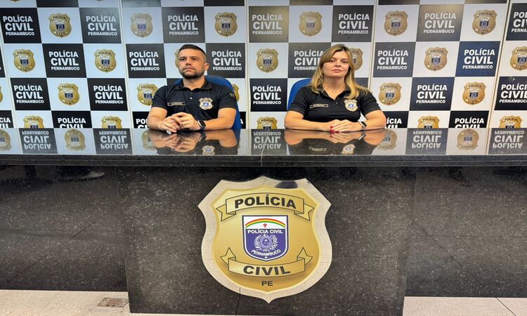 Os Delegados: Ney Luiz titular da Delegacia de Ipojuca e Ana Luiza da Seccional do Cabo falaram sobre a operação em coletiva de imprensa na manhã desta quinta (19)/Foto: Divulgação/PCPE
