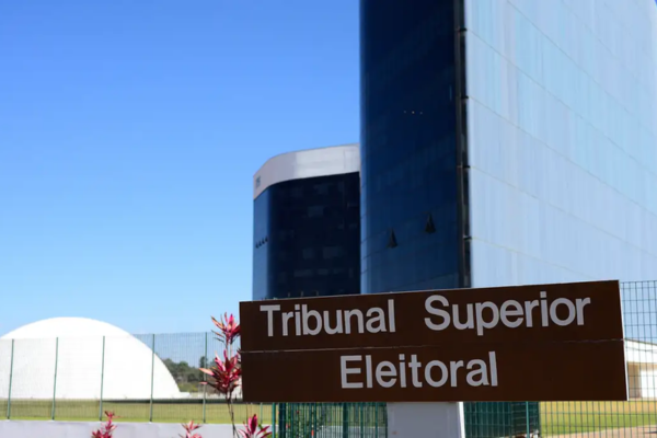 A presidente do TSE, ministra Cármen Lúcia, propôs as alterações, aprovadas por unanimidade pelo Plenário/Crédito: Agência Brasil A presidente do TSE, ministra Cármen Lúcia, propôs as alterações, aprovadas por unanimidade pelo Plenário/Crédito: Agência Brasil