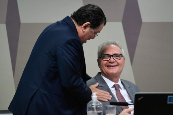 Senadores Eduardo Braga (MDB-AM) e Renan Calheiros (MDB-AL): o caso foi investigado em um desdobramento da operação Lava-Jato/crédito: Edilson Rodrigues/Agência Senado