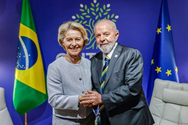 Ursula von der Leyen, presidente da Comissão Europeia, já expressou apoio ao acordo comercial com o Mercosul/Crédito: Ricardo Stuckert/PR