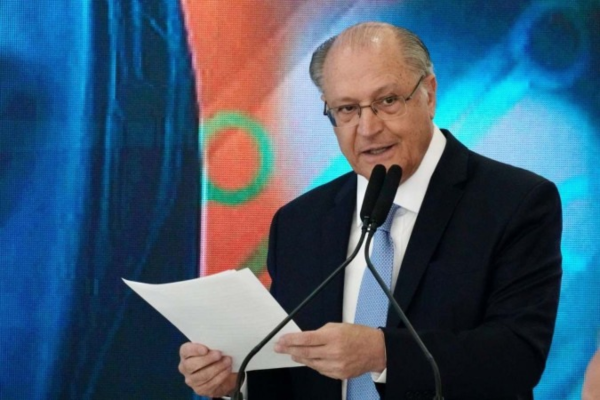 ''Houve um pequeno descontingenciamento, mas mantido rigorosamente o arcabouço fiscal'', disse o presidente em Exercício/Crédito: Cadu Gomes/VPR ''Houve um pequeno descontingenciamento, mas mantido rigorosamente o arcabouço fiscal'', disse o presidente em Exercício/Crédito: Cadu Gomes/VPR