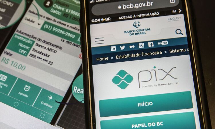 Inicialmente, a forma de pagamento via PIX foi implantada experimentalmente em uma unidade dos Juizados Especiais e outra da área Cível/Foto: Marcello Casal Jr/Agência Brasil Inicialmente, a forma de pagamento via PIX foi implantada experimentalmente em uma unidade dos Juizados Especiais e outra da área Cível/Foto: Marcello Casal Jr/Agência Brasil