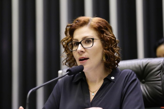 Para Nunes Marques, xingamento ocorreu em um contexto político e Zambelli está protegida pela imunidade parlamentar material/foto: Michel Jesus/Câmara dos Deputados