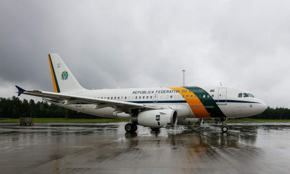 Avião presidencial brasileiro é um Airbus A319 com designação na FAB de VC1A, batizado oficialmente de Santos Dumont/Isac Nobrega Avião presidencial brasileiro é um Airbus A319 com designação na FAB de VC1A, batizado oficialmente de Santos Dumont/Isac Nobrega