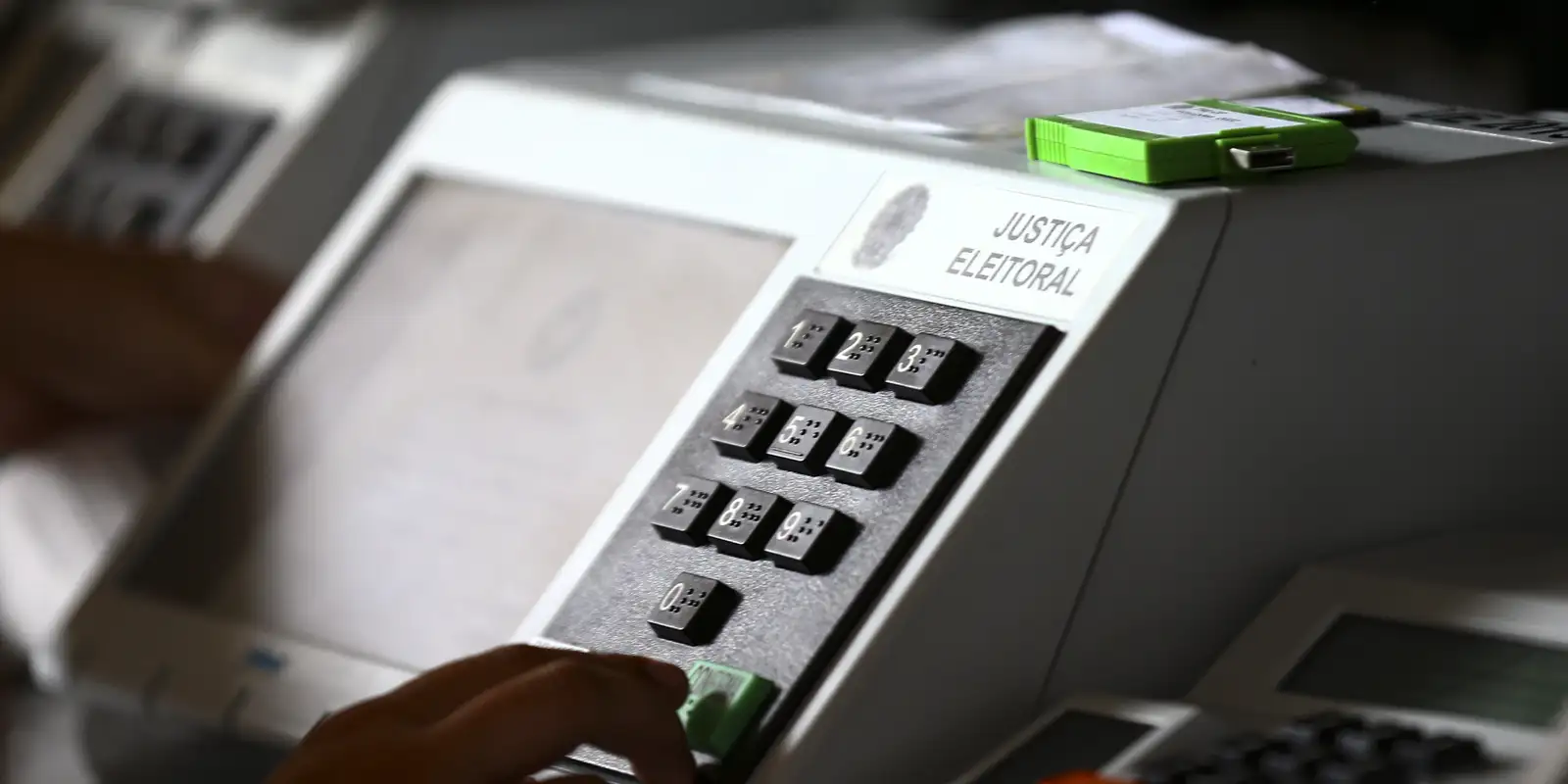 Nem todos os presos estão impedidos de votar, segundo a lei/Foto: Marcello Camargo/Agência Brasil Nem todos os presos estão impedidos de votar, segundo a lei/Foto: Marcello Camargo/Agência Brasil