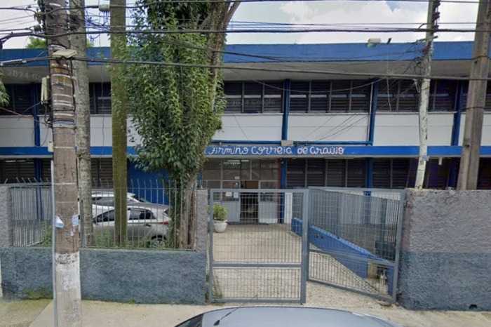 O boletim de ocorrência, obtido pelo Metrópoles, indicou que a motorista estava sozinha no carro na hora do roubo/Foto:Reprodução/ Street View O boletim de ocorrência, obtido pelo Metrópoles, indicou que a motorista estava sozinha no carro na hora do roubo/Foto:Reprodução/ Street View