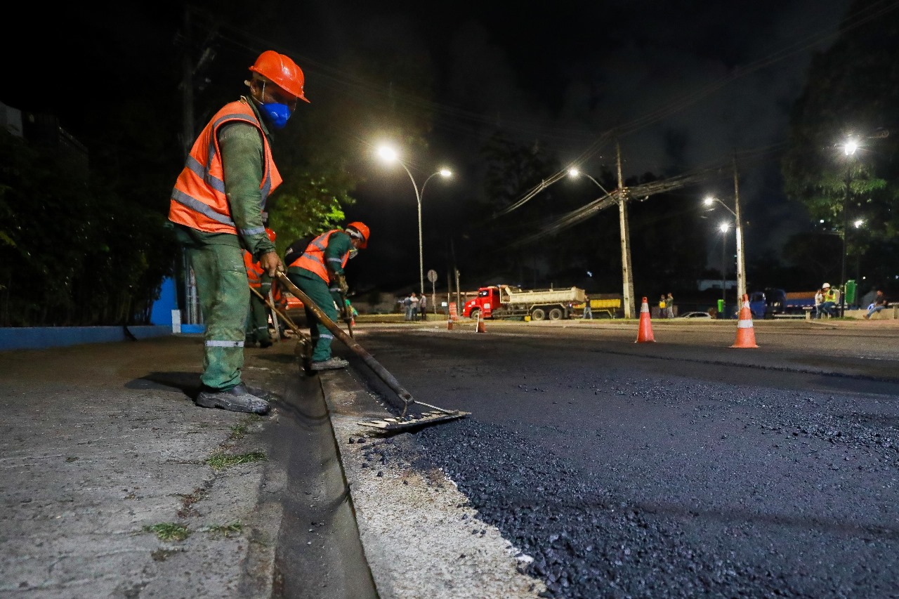 Rua dos Palmares recebe novo asfalto/Foto: Prefeitura do Recife Rua dos Palmares recebe novo asfalto/Foto: Prefeitura do Recife