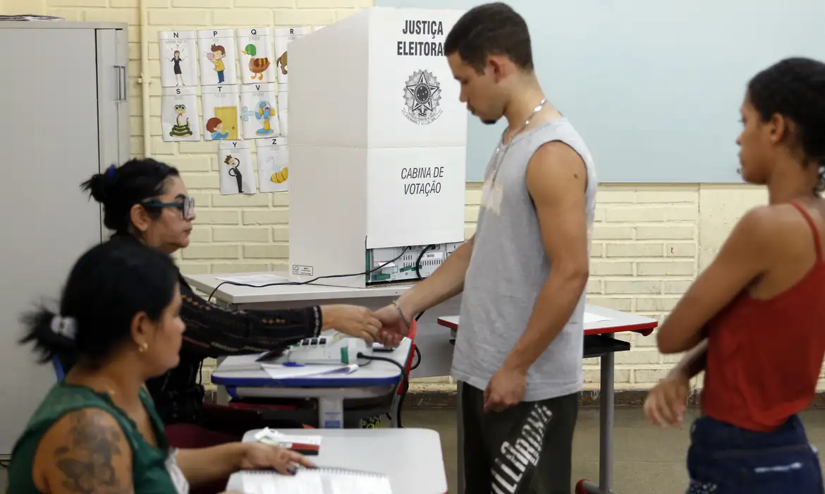 A alta participação do eleitorado também foi mencionada/foto: BRUNO PERES/AGÊNCIA BRASIL