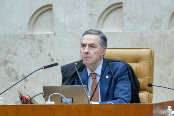 Barroso abriu a sessão de ontem com o recado ao Congresso e fez um breve histórico das ações do Supremo desde a sua fundação/Crédito: Antonio Augusto/STF