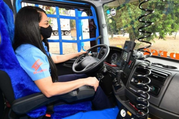 Logística e transporte é o setor com a maior demanda: 474 mil profissionais até 2027/Crédito: Ed Alves/CB/D.A Press Logística e transporte é o setor com a maior demanda: 474 mil profissionais até 2027/Crédito: Ed Alves/CB/D.A Press