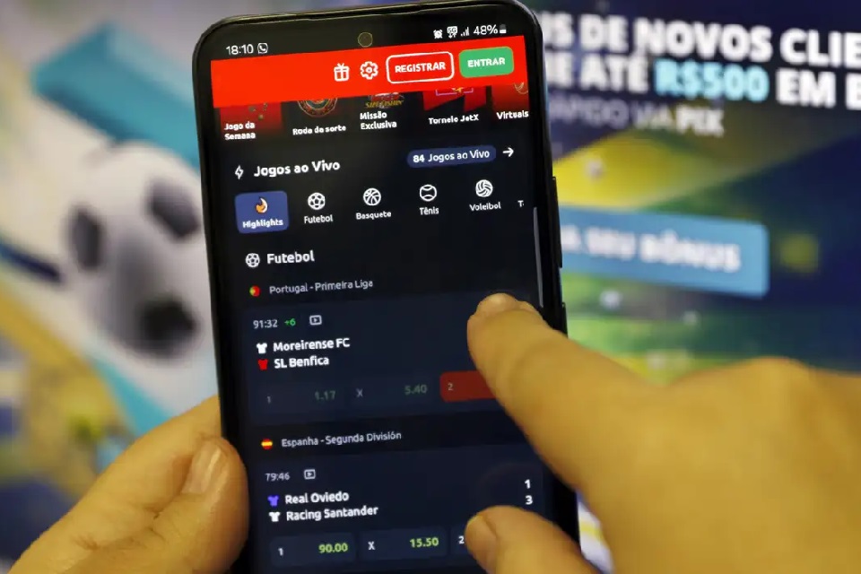 O prazo para os apostadores retirarem o dinheiro das bets não autorizadas a funcionar no país terminou na quinta-feira (10)/foto: Bruno Peres/Agência Brasil O prazo para os apostadores retirarem o dinheiro das bets não autorizadas a funcionar no país terminou na quinta-feira (10)/foto: Bruno Peres/Agência Brasil