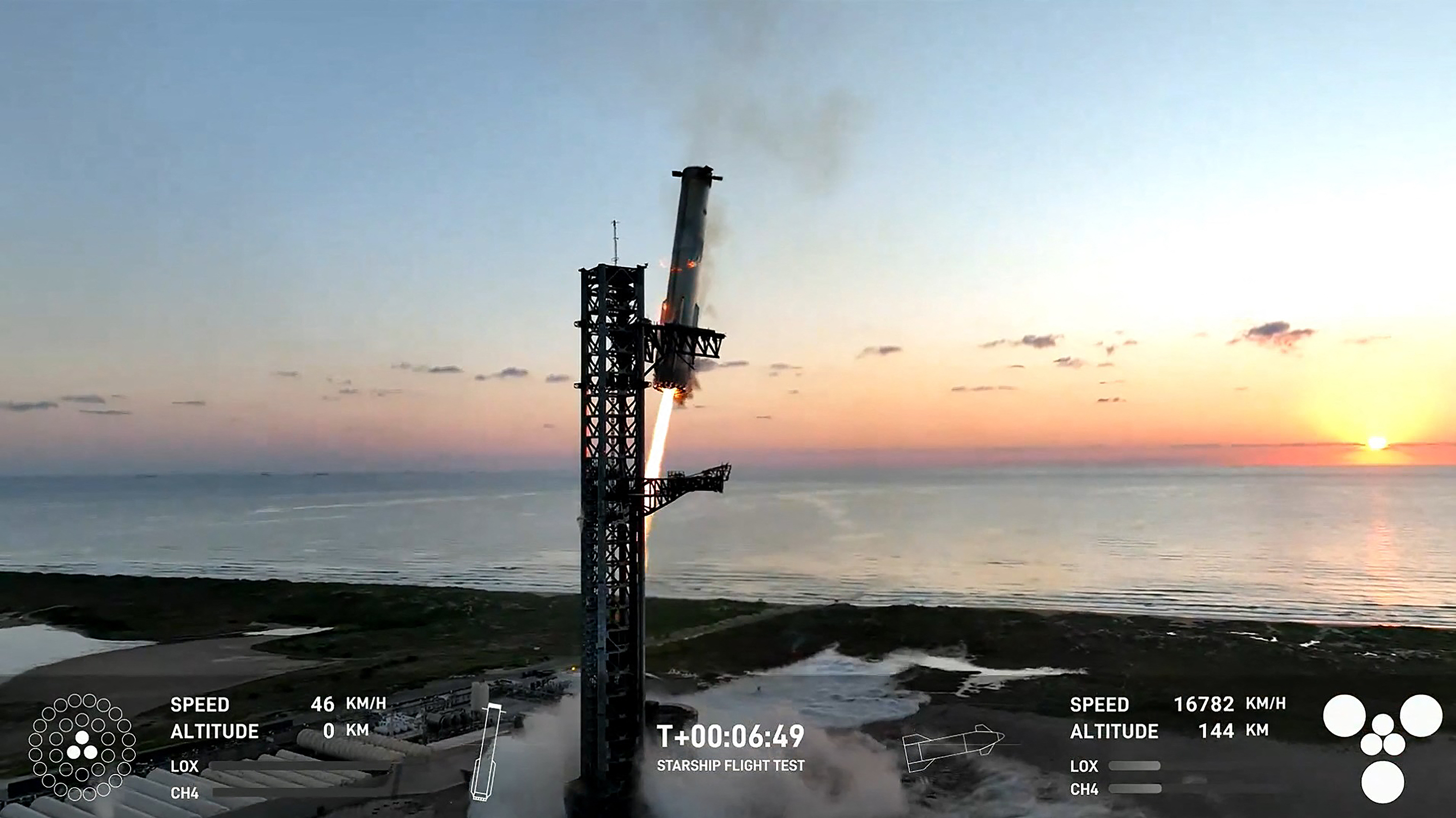 "A torre capturou o foguete", publicou Musk na rede social X/foto: Handout / SPACEX / AFP "A torre capturou o foguete", publicou Musk na rede social X/foto: Handout / SPACEX / AFP
