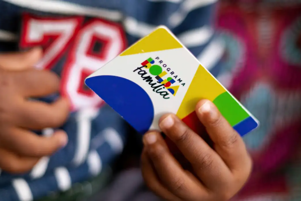 Os beneficiários do Rio Grande do Sul recebem o pagamento nesta sexta, independentemente do NIS/Crédito: Agência Brasil Os beneficiários do Rio Grande do Sul recebem o pagamento nesta sexta, independentemente do NIS/Crédito: Agência Brasil
