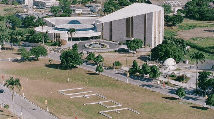 O ranking é realizado pela Folha de S. Paulo anualmente, avaliando 40 cursos de universidades, centros universitários e faculdades do país/Foto: Divulgação O ranking é realizado pela Folha de S. Paulo anualmente, avaliando 40 cursos de universidades, centros universitários e faculdades do país/Foto: Divulgação