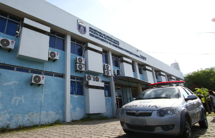 O caso foi registrado pela Força Tarefa de Homicídios da Região Metropolitana Norte como homicídio consumado/Foto: Paulo Paiva/DP O caso foi registrado pela Força Tarefa de Homicídios da Região Metropolitana Norte como homicídio consumado/Foto: Paulo Paiva/DP