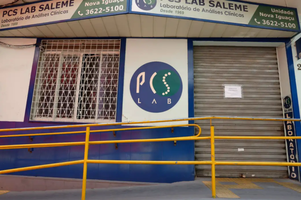 Entre os alvos dos mandados de prisão estão dois sócios do laboratório, Walter Vieira, que já estava preso, e seu filho Matheus Sales Teixeira/Crédito: Agência Brasil Entre os alvos dos mandados de prisão estão dois sócios do laboratório, Walter Vieira, que já estava preso, e seu filho Matheus Sales Teixeira/Crédito: Agência Brasil