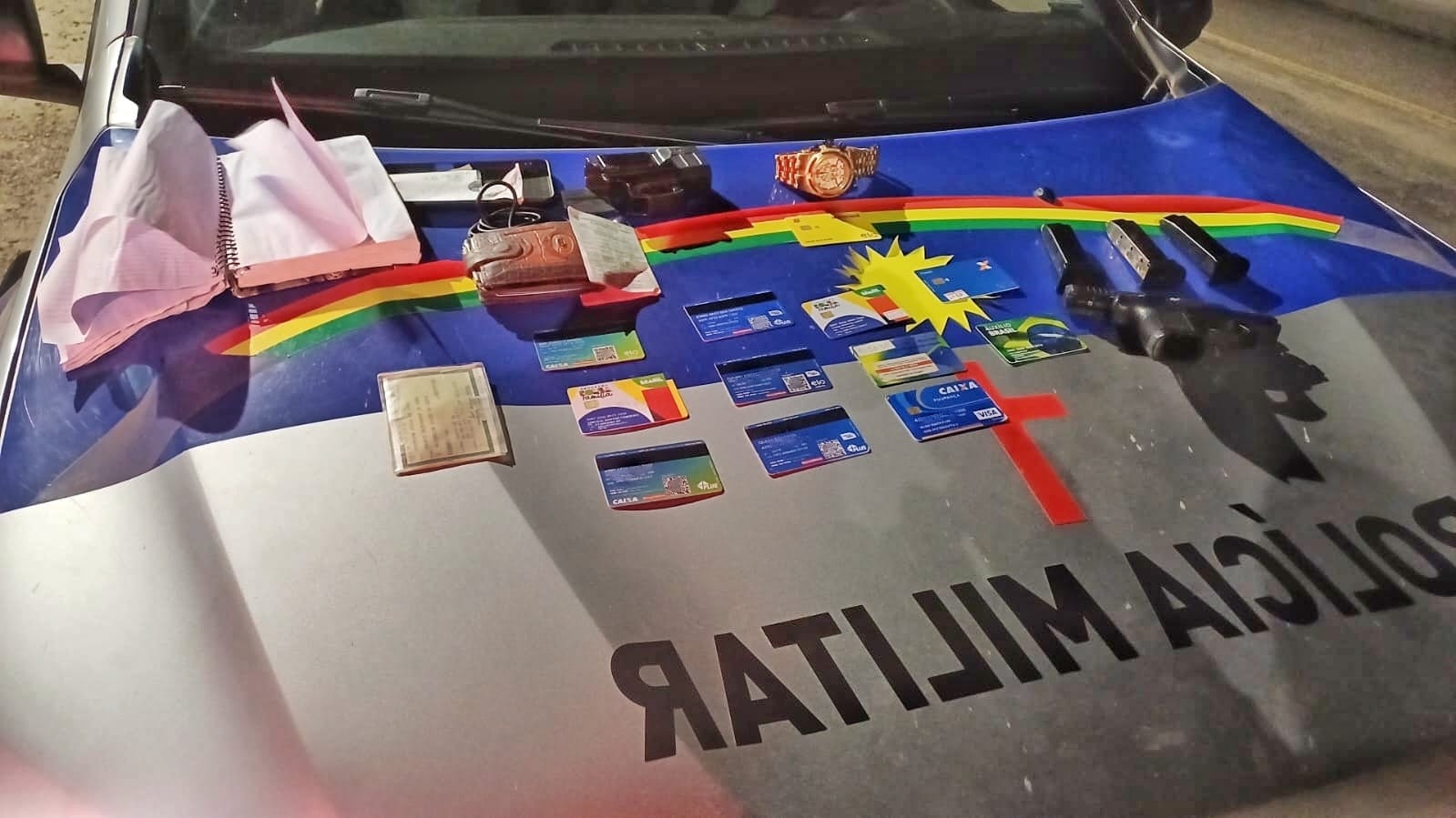 Os homens foram encaminhados junto com o material para a Delegacia de Polícia Civil de Petrolina/Foto: Reprodução/PMPE