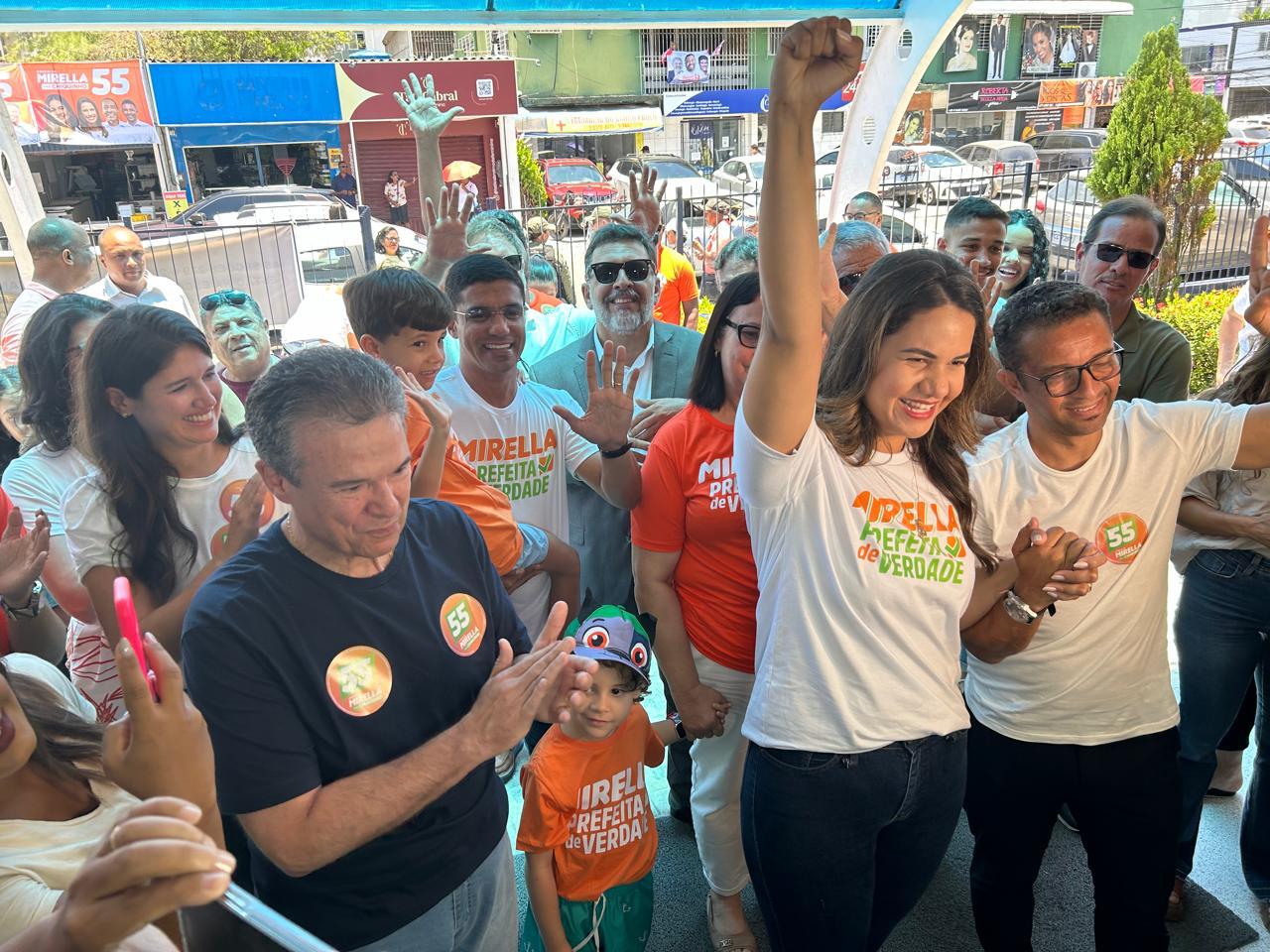 Mirella votou neste domingo (27)/Foto: Divulgação Mirella votou neste domingo (27)/Foto: Divulgação
