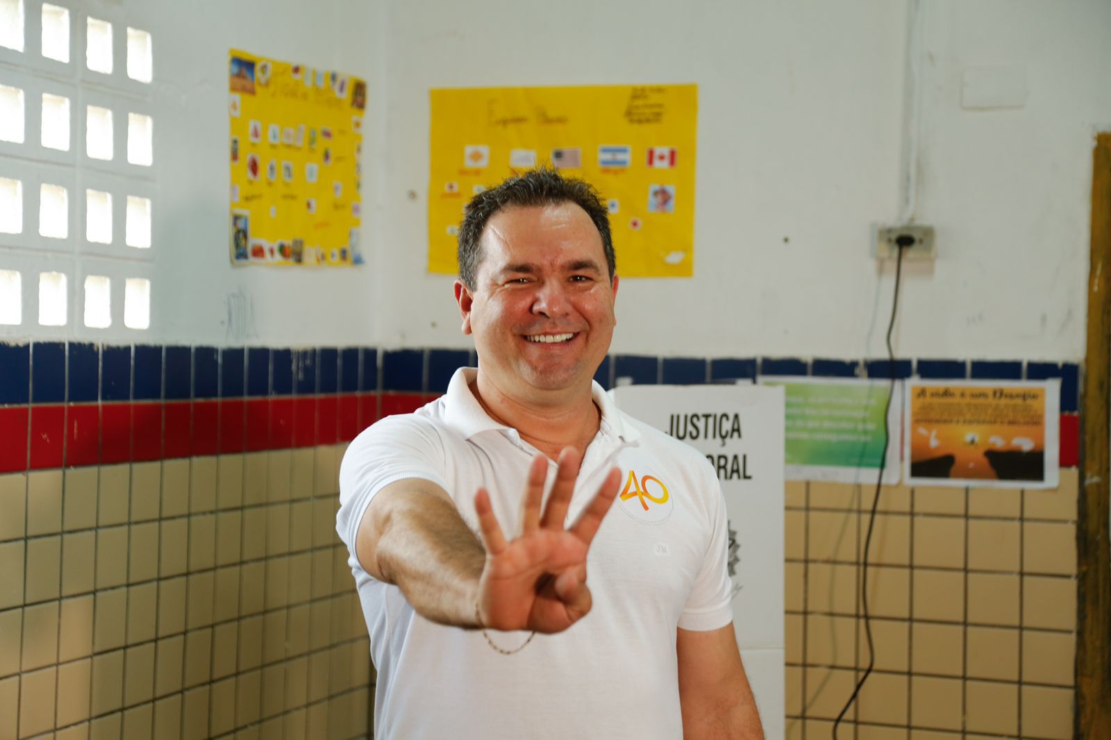 Júnior Matuto (PSB) votou na tarde deste domingo (27)/Foto: Divulgação