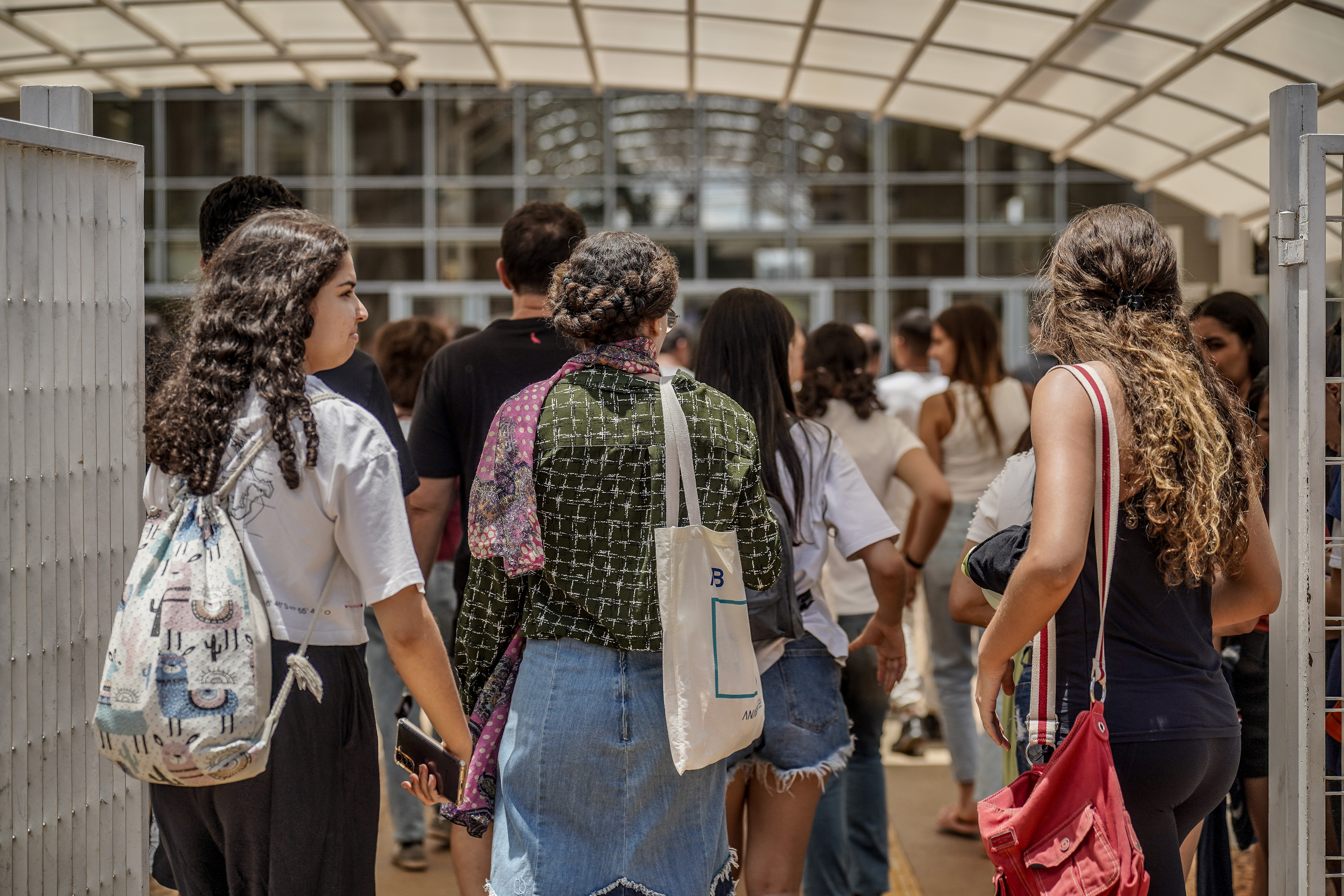 Mais de 4,3 milhões de inscrições foram confirmadas no ENEM 2024, de acordo com o Ministério da Educação (MEC)./Foto: Rafa Neddermeyer/Agência Brasil