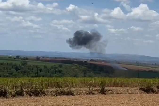 Em nota, a FAB esclarece que o Centro de Investigação e Prevenção de Acidentes Aeronáuticos (Cenipa) investigará o acidente/foto: Reprodução/X Em nota, a FAB esclarece que o Centro de Investigação e Prevenção de Acidentes Aeronáuticos (Cenipa) investigará o acidente/foto: Reprodução/X