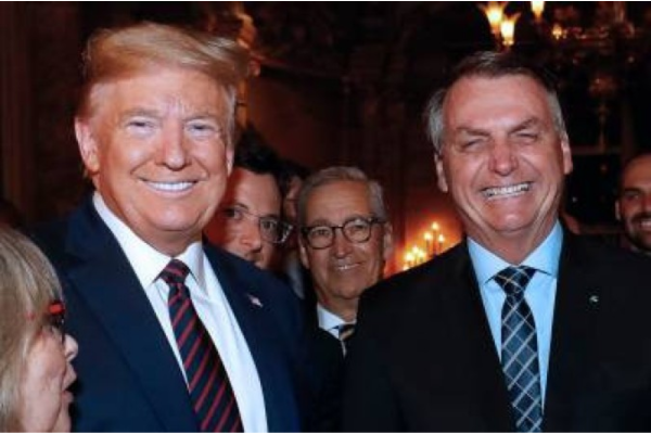 Ao longo do vídeo de endosso ao republicano Donald Trump, Jair Bolsonaro enaltece bandeiras políticas como defesas de pautas religiosas e de temas relacionados a à liberdade expressão, livre mercado e propriedade privada/Crédito: ALAN SANTOS/AFP Ao longo do vídeo de endosso ao republicano Donald Trump, Jair Bolsonaro enaltece bandeiras políticas como defesas de pautas religiosas e de temas relacionados a à liberdade expressão, livre mercado e propriedade privada/Crédito: ALAN SANTOS/AFP