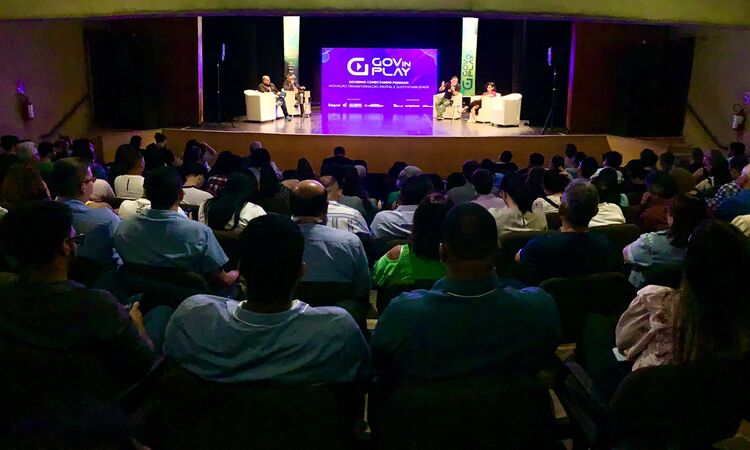 Um evento que reúne gestores públicos e privados para pensar, construir e discutir melhorias das políticas públicas para cuidar das pessoas/Foto: Heudes Régis/Prefeitura do Recife Um evento que reúne gestores públicos e privados para pensar, construir e discutir melhorias das políticas públicas para cuidar das pessoas/Foto: Heudes Régis/Prefeitura do Recife