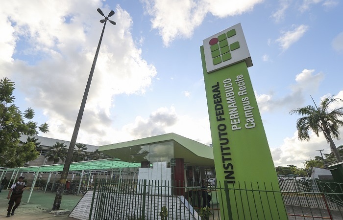O processo seletivo será realizado por meio da análise curricular, que levará em conta a formação acadêmica, experiência profissional, participação em eventos acadêmicos e voluntariado/Foto: Divulgação