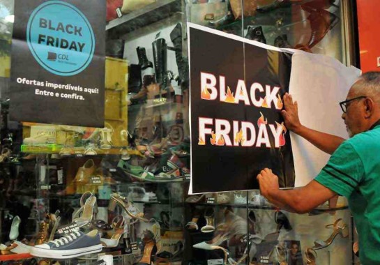 Empresas poder&atilde;o oferecer descontos de at&eacute; 95%/foto: Tulio Santos/EM/D.A.Press